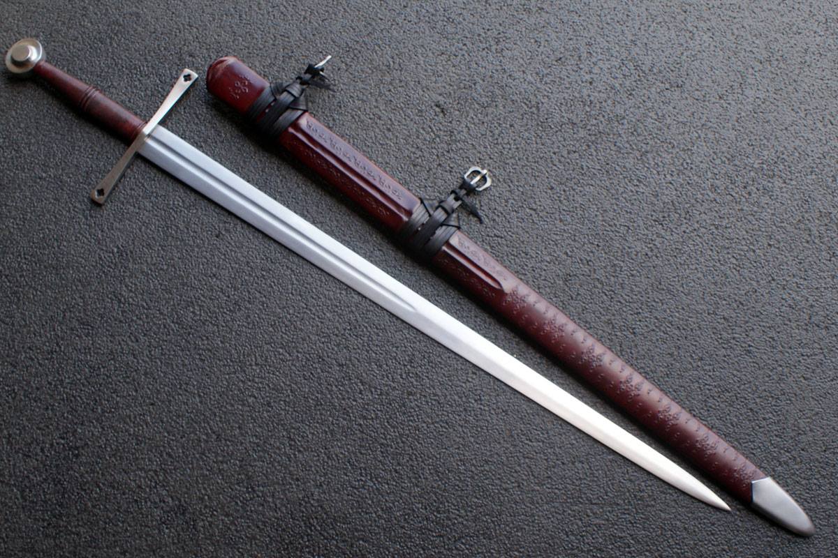 VA-120-Craftsman Series - The Savoy Medieval Long Sword