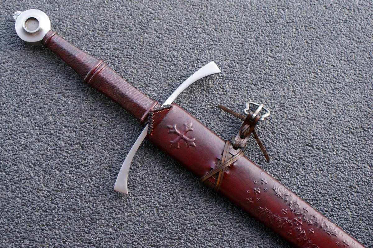 VA-132-Craftsman Series - The Crecy Medieval Long Sword