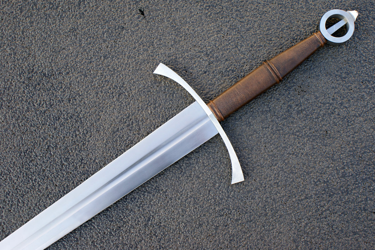 VA-177-Craftsman Series - The Irish Ring Medieval War Sword