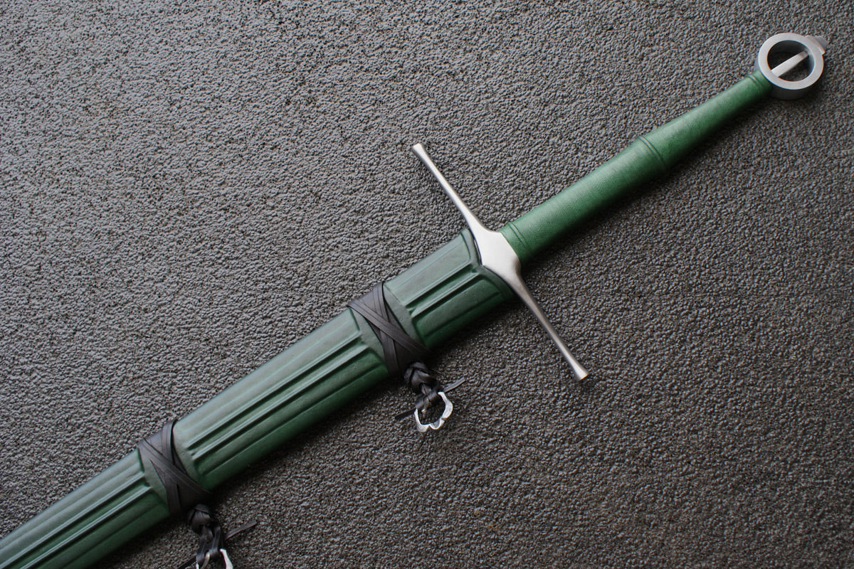 VA-318-Craftsman Series - The Irish Ring Leaf Blade Long Sword
