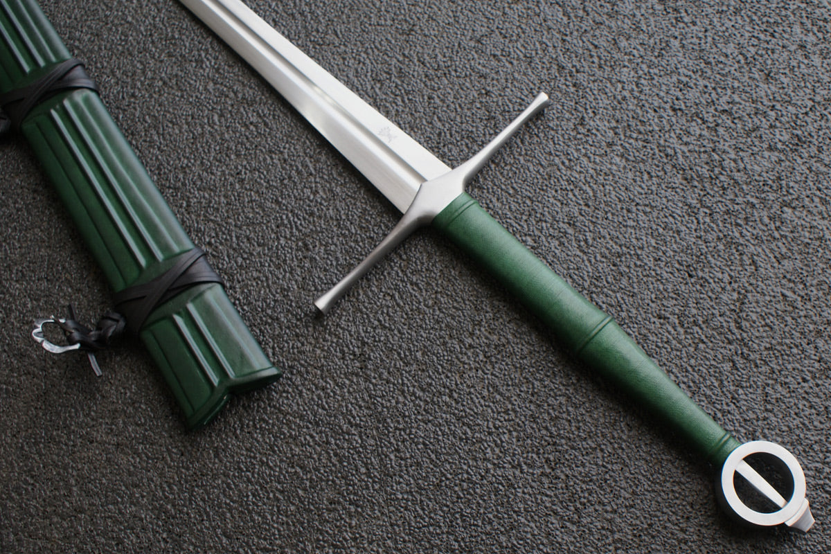 VA-318-Craftsman Series - The Irish Ring Leaf Blade Long Sword